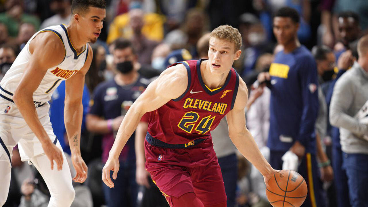 九游体育官网-包含冲刺阶段欧联焦点战，瓦伦西亚手感冰凉，震撼外界，控场能力受关注的词条