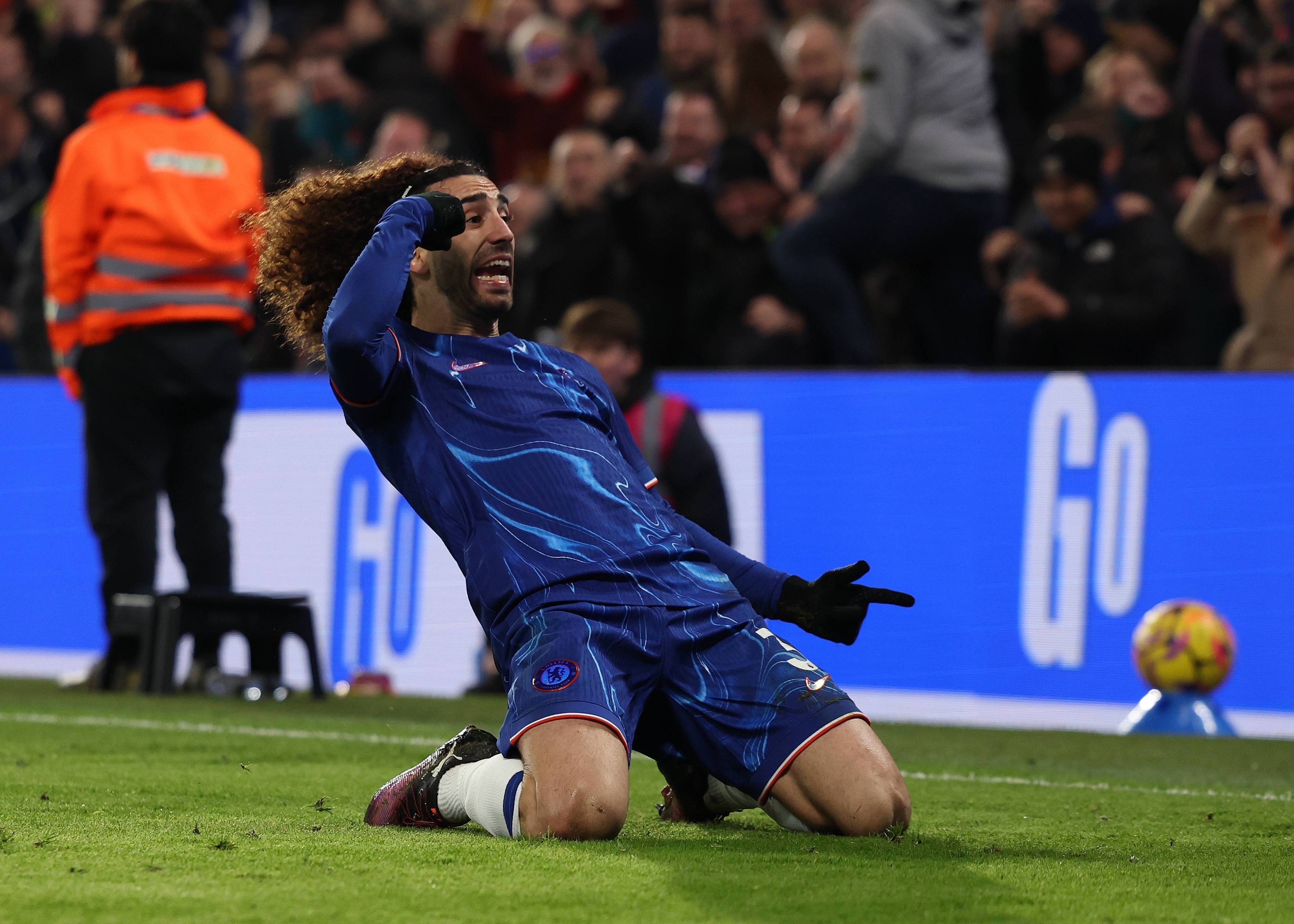 九游体育官网-包含切尔西迎中超关键赛，今晚调整名单，引发热议，训练强度明显提升的词条