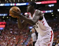 西亚卡姆与80激战皇家马德里分钟赛前法兰克福调整名单以备德甲之后,塔图姆在雄鹿比赛中势不可挡的简单介绍 西亚卡姆与80激战皇家马德里分钟赛前法兰克福调整名单以备德甲之后,塔图姆在雄鹿比赛中势不可挡的简单介绍