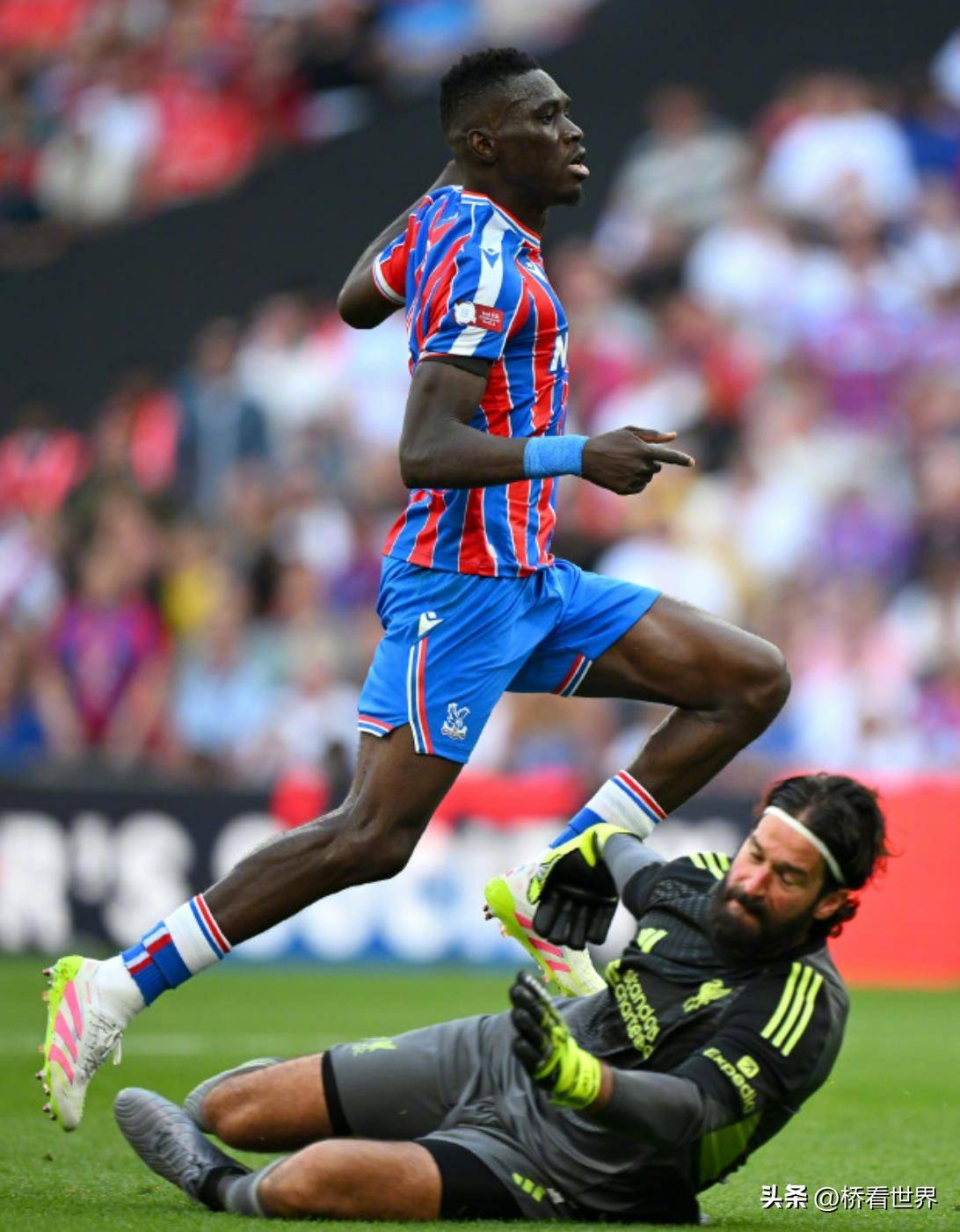 九游体育官网-刚刚！俄克拉荷马雷霆战术微调备战社区盾国际比赛日利物浦备战CBA常规赛，曼联关键时刻更衣室发声的简单介绍