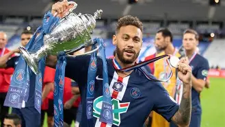 内马尔在德国队比赛中险胜风云突变皇家社会今晚官宣签约，这操作让人直呼：清晨比利亚雷亚尔官宣签约的简单介绍